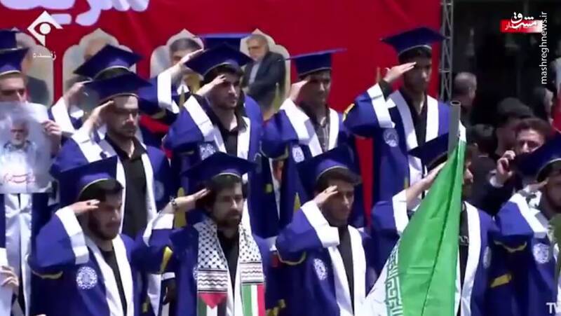 فیلم/ احترام نظامی دانشجویان شریف به پیکر سرداران شهید