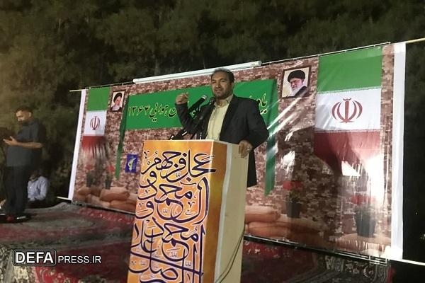 یادواره ۷۲ شهید بمباران سال ۶۴ ملکشاهی برگزار شد