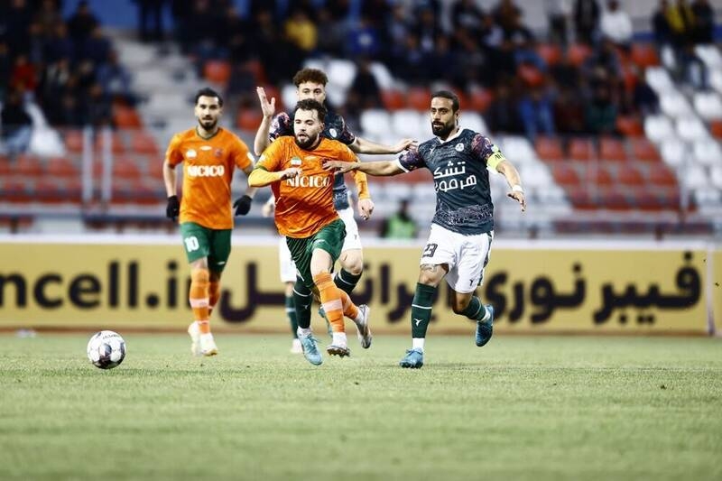 ستاره ذوب آهن به پیکان پیوست