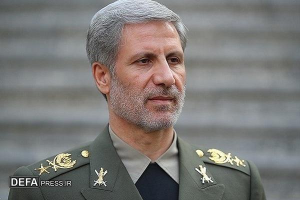 سرلشکر حاتمی فرمانده ارتش جمهوری اسلامی ایران شد