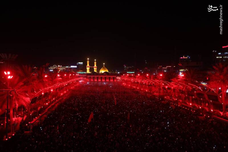 عکس/ مراسم تعویض پرچم حرمین کربلا در شب اول محرم ۱۴۴۶ ه.ق