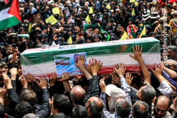 عکس/تشییع پیکر شهدای حملات رژیم صهیونیستی در قم