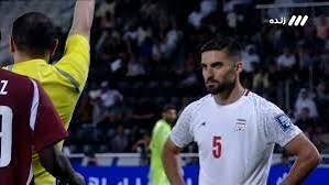 فیلم/ اخراج میلاد محمدی مقابل قطر