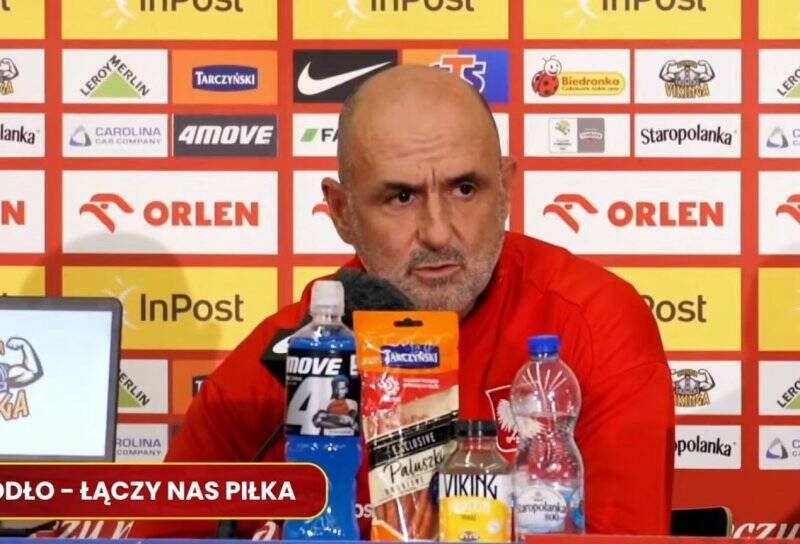 پاسخ سرمربی لهستان به صحبت‌های جنجالی لواندوفسکی