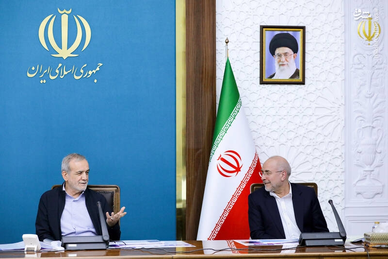 پزشکیان: هوش مصنوعی یکی از سرفصل‌های آموزشی جدید برای معلمان است