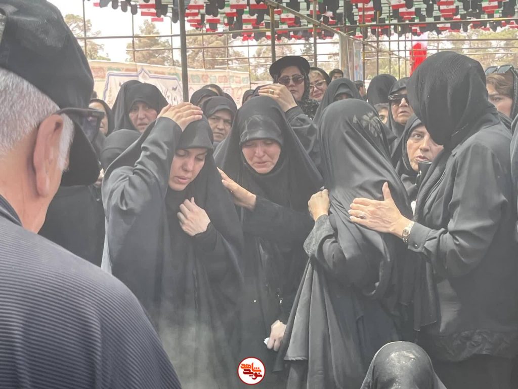 روایت ایثار؛ سه قاب از خانواده‌های شهدای حمله تروریستی در قطعه ۴۲ گلزار شهدای تهران