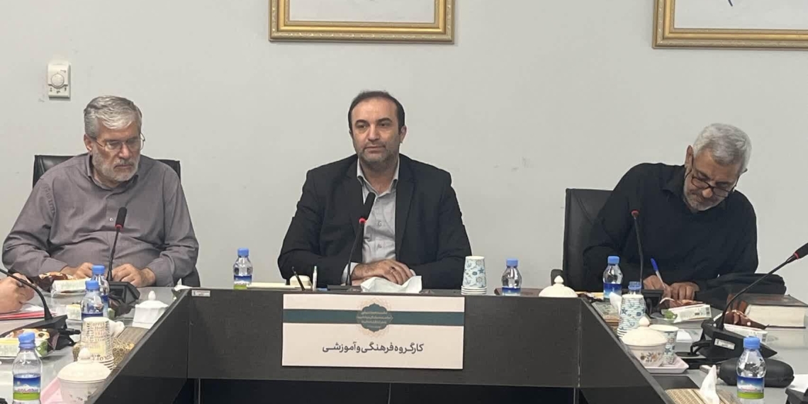 نقش‌آفرینی تشکل‌های ایثارگری در جنگ نرم و انسجام ملی مورد تأکید قرار گرفت