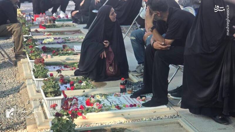 آغاز نصب سنگ مزار دائم شهدای قطعه ۴۲ بهشت زهرا(س)