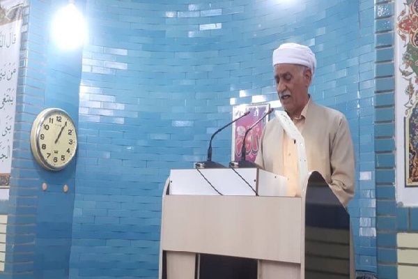 اتحاد و پایبندی به اصول دین لازمه پایداری و سلامت جامعه است