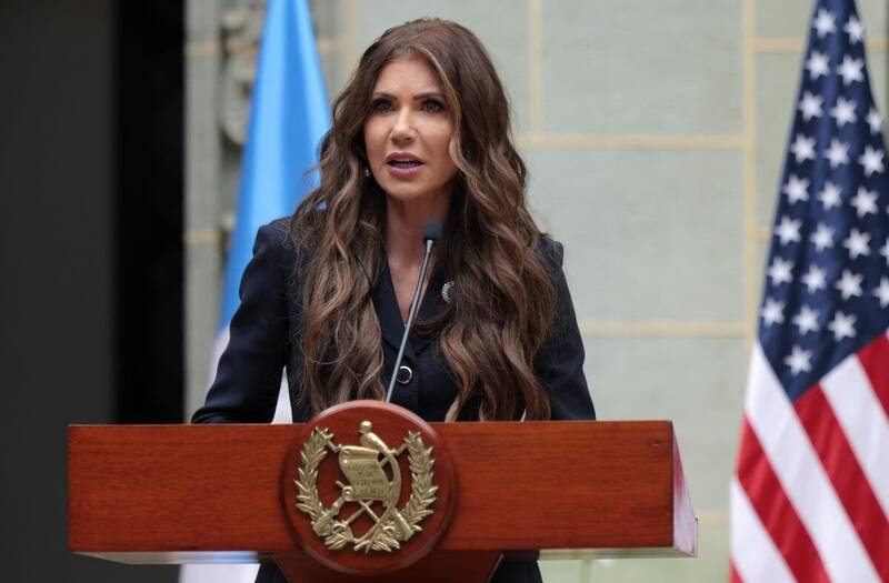 احتمال پیگرد قانونی شبکه خبری سی‌ان‌ان توسط دولت آمریکا