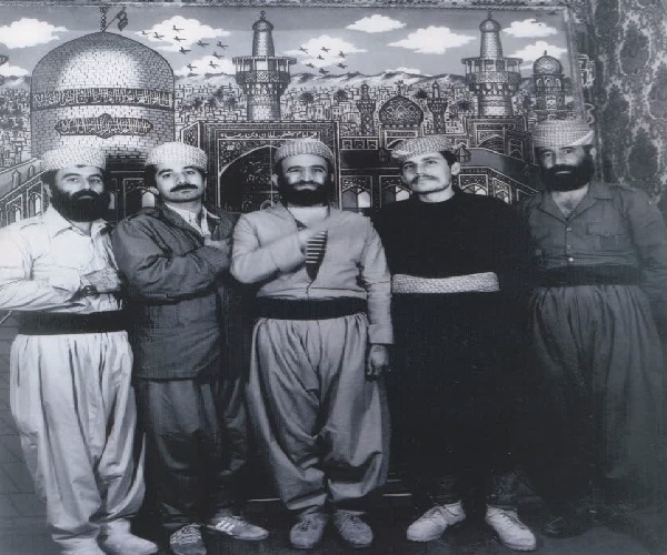 بازخوانی خاطره ماندگار دیدار پیشمرگان مسلمان کرد با حضرت امام خمینی(ره)