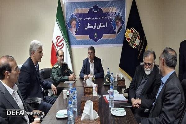 بازدید استاندار لرستان از مرکز فرهنگی و موزه دفاع مقدس استان+ عکس