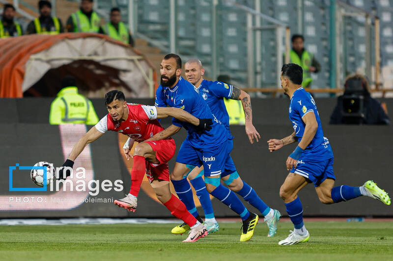 تلنگری به فدراسیون؛ حواستان به قراردادهای ۱۰۰ میلیاردی باشد