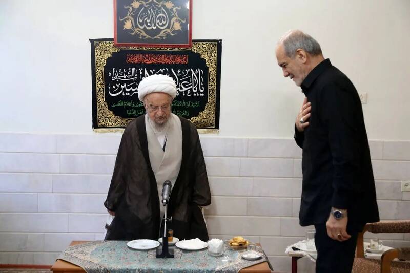 دیدار پزشکیان با آیت الله مکارم شیرازی +عکس