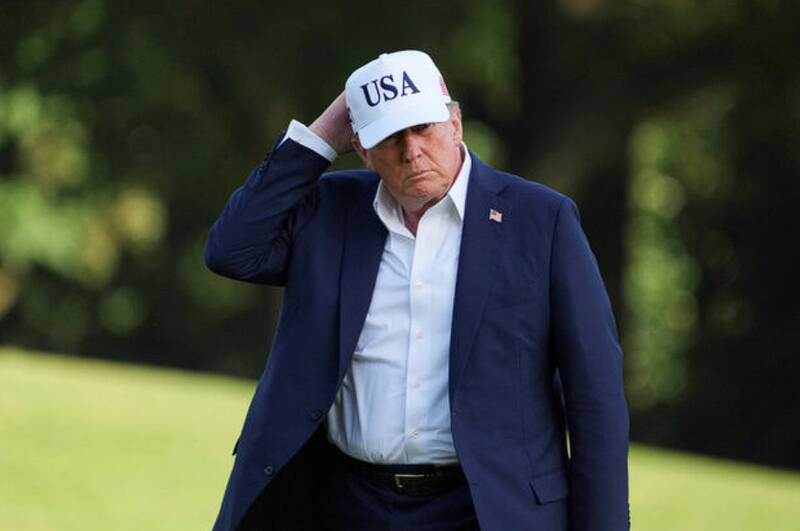 شکایت ۲۰ ایالت‌ آمریکا از ترامپ