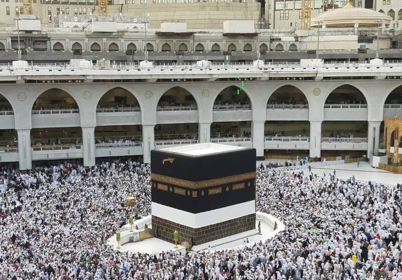 عروس و دامادهای امسال بدون نوبت به عمره می‌روند