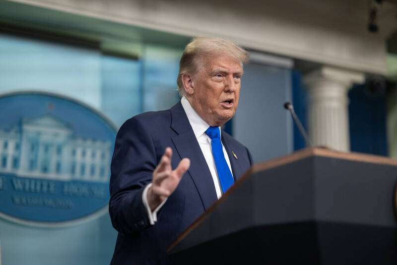 فارین پالیسی: ترامپ با این حماقت‌ها پیروز نمی‌شود