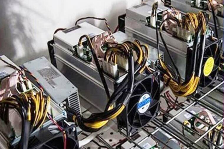 کشف بیش از ۳۰ دستگاه تولید ارز دیجیتال توسط پلیس تبریز