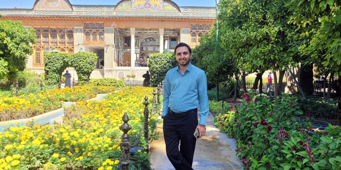 در انتظار تایید خانواده شهید//////گفت وگوی اختصاصی نوید شاهد با عرفان ذاکری، برادر شهید خبرنگار احسان ذاکری: