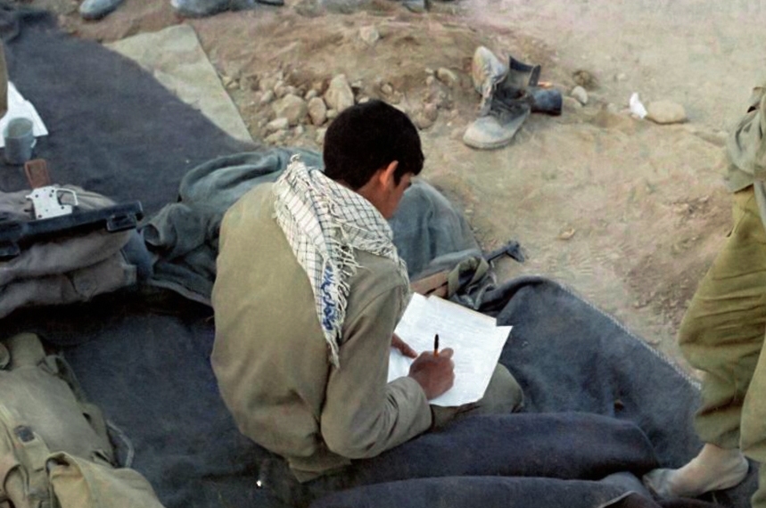 آداب و رسوم جبهه/ دعا، شعار و صلوات در نامهنگاریها