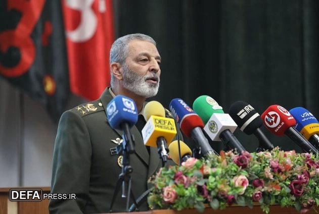 سرلشکر موسوی: ملت ایران توان قدرت سازی در پیچیده‌ترین میدان‌ها را دارند/ دست ملت ایران برای مذاکره و جنگ باز است