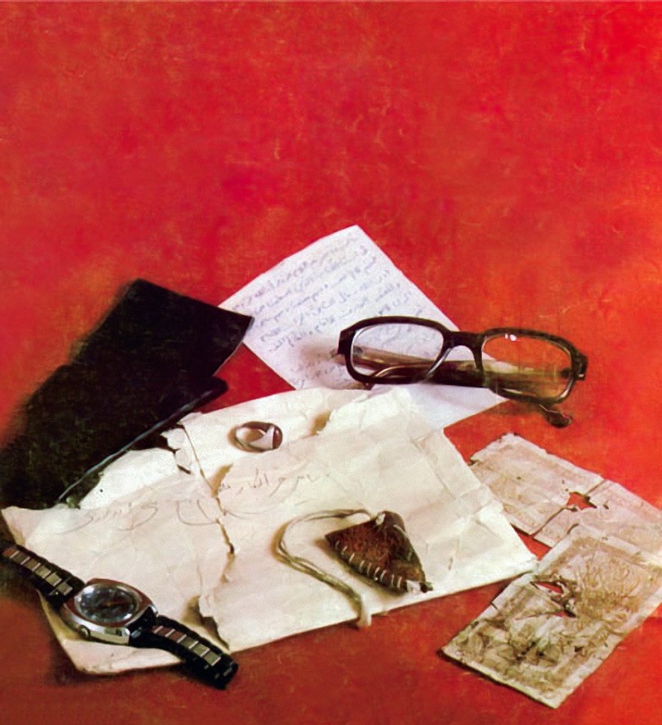 اشیاء به‌دست آمده از پیکر شهید «اندرزگو» توسط ساواک+ سند