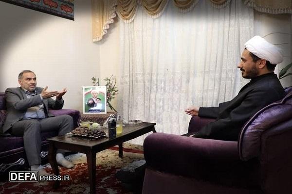 عاشقانه‌های زمینی یک خانواده آسمانی