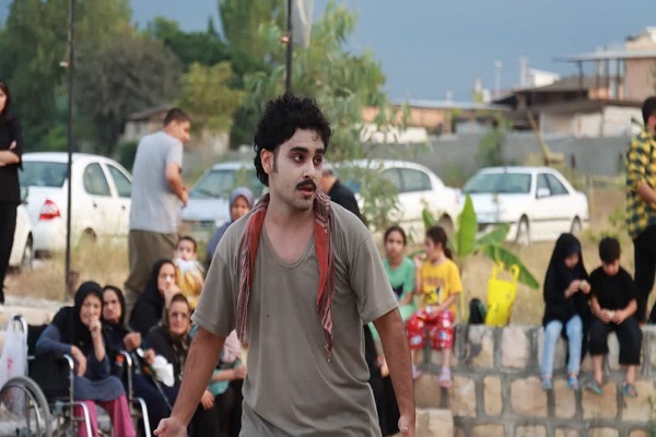 اجرای نمایش خیابانی «تابوت» در موزه دفاع مقدس و مقاومت مازندران