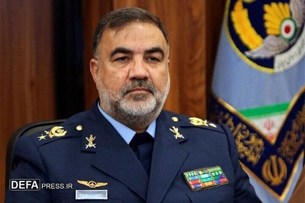 امیر واحدی: خبرنگاران، چشم بینای جامعه و صدای مردم هستند