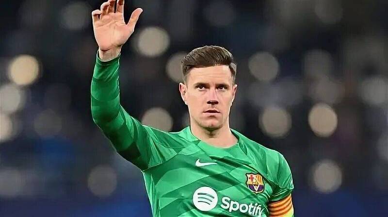 بارسلونا بازوبند کاپیتانی از تراشتگن می‌گیرد