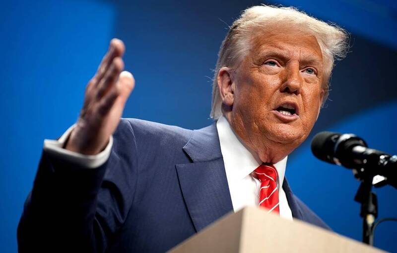 ترامپ خطاب به مدودف: مراقب حرف‌هایتان باشید! 