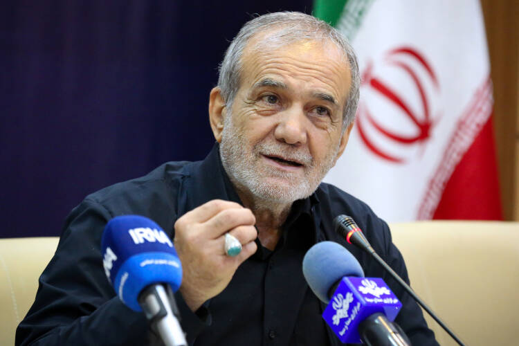 رئیس جمهور زنجان را به مقصد تهران ترک کرد