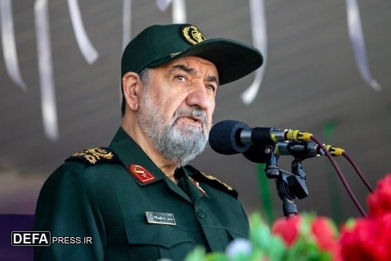 سرلشکر رضایی: تصویر رسانه‌ای از شهید رشید با واقعیت فاصله دارد