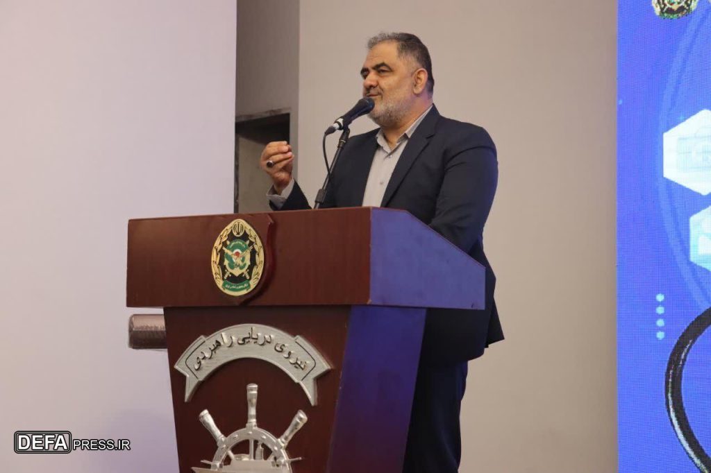 فرمانده نیروی دریایی ارتش: تبلیغات واهی دشمنان خللی در اراده ملت و نیروهای مسلح ایجاد نمیکند