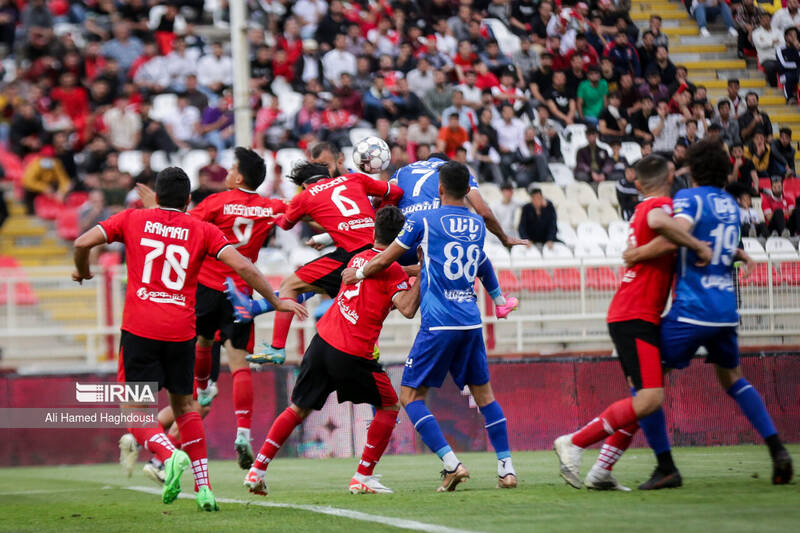 مدیرعامل استقلال مدعی شد؛ بازی با تراکتور در تبریز برگزار می‌شود!