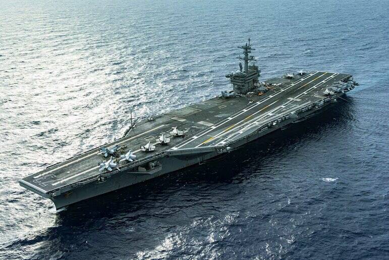 ملوان ناو هواپیمابر جرج واشنگتن در دریا ناپدید شد