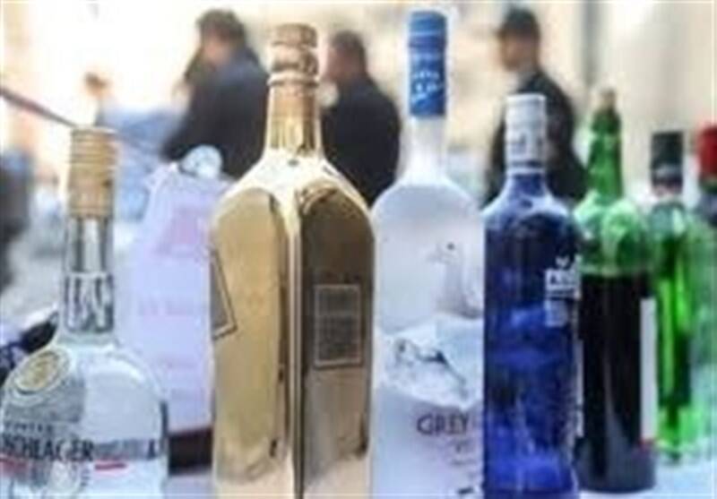 کشف مشروبات الکلی به ارزش ۱۰۰ میلیارد ریال توسط پاسداران گمنام سپاه در سقز