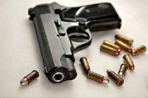 کشف چند قبضه سلاح جنگی در مخفیگاه یک شرور