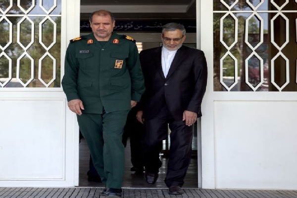 رمز پایداری انقلاب اسلامی در برابر طوفان حوادث و مشکلات مردمی بودن آن است