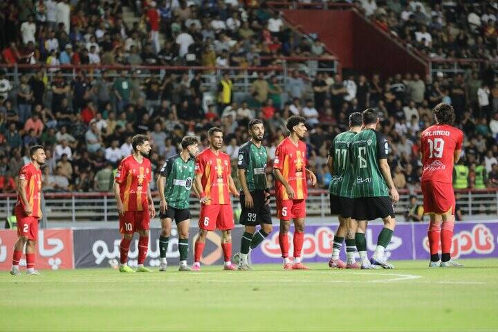 فولاد پس از ۴ هفته رنگ برد را دید