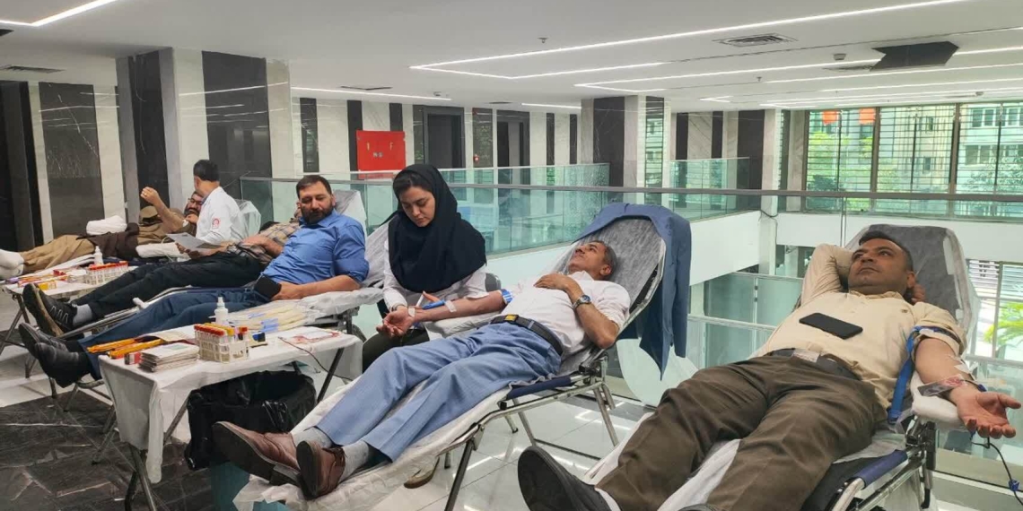 ایستگاه اهدای خون در بنیاد شهید و امور ایثارگران برپا شد