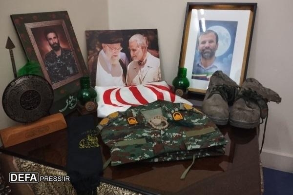 مدیران دانشگاه‌های لرستان و بوعلی همدان با خانواده شهید مهدی جمشیدی دیدار کردند