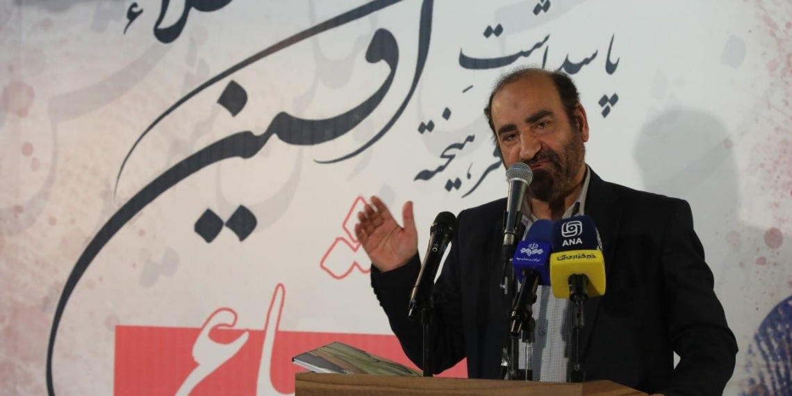 سنگری: افشین اعلا دلداده اهل بیت و شهداست