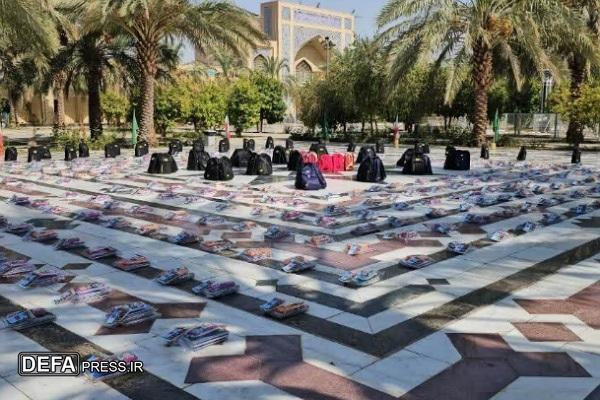 توزیع ۸۱۰ بسته لوازم‌التحریر در رزمایش کمک‌های مؤمنانه در طبس