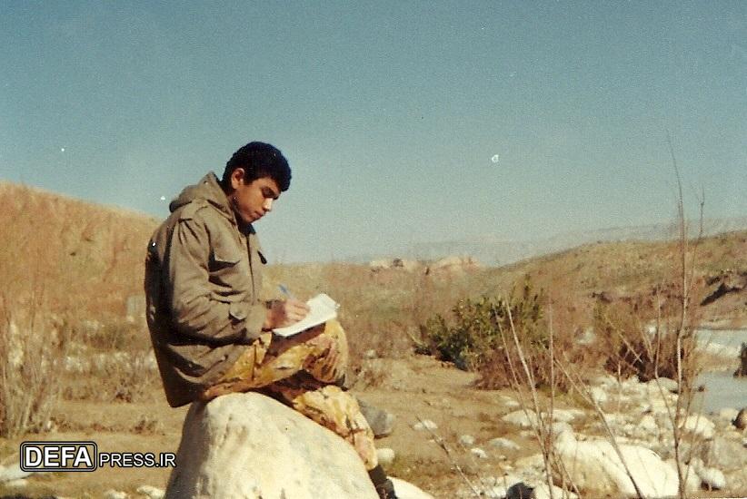 شناخت روای برگ برنده در حوزه خاطره نویسی