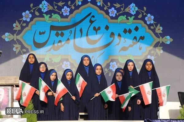 «مهمانی لالهها» در گلزار شهدای کرمان برگزار شد+تصاویر