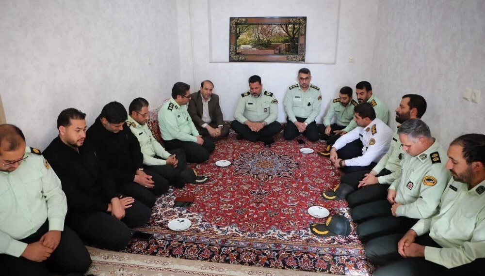 دیدار و دلجویی از خانواده شهید والامقام «مجتبی اسماعیلی» در کارچان