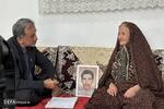 تصاویر/ پشت صحنه ضبط و تصویربرداری تاریخ شفاهی مادر شهید «قاسم زاده» در آمل