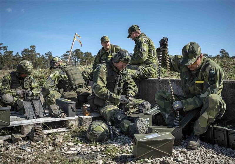 استقرار تیپ نظامی ناتو در مرز با روسیه