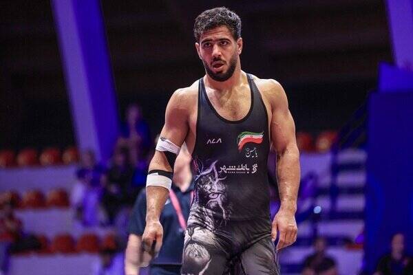 امیرحسین فیروزپور با ضربه فنی به برنز جهانی رسید +فیلم